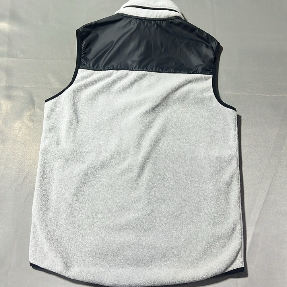 Nike fleece vest size M - Picture 3 of 8